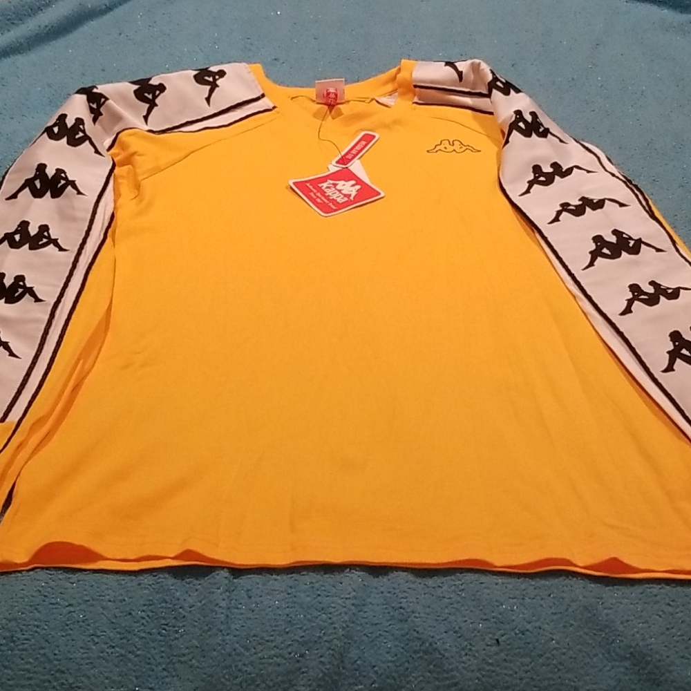Men long sleeves yellow shirt
